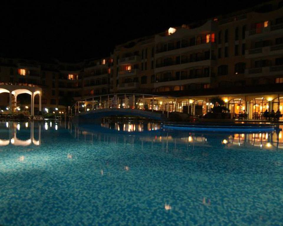 Апарт отель Royal Sun Солнечный берег Экстерьер фото